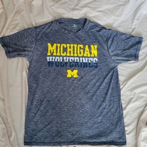 Michael wolverines Tshirt.  L